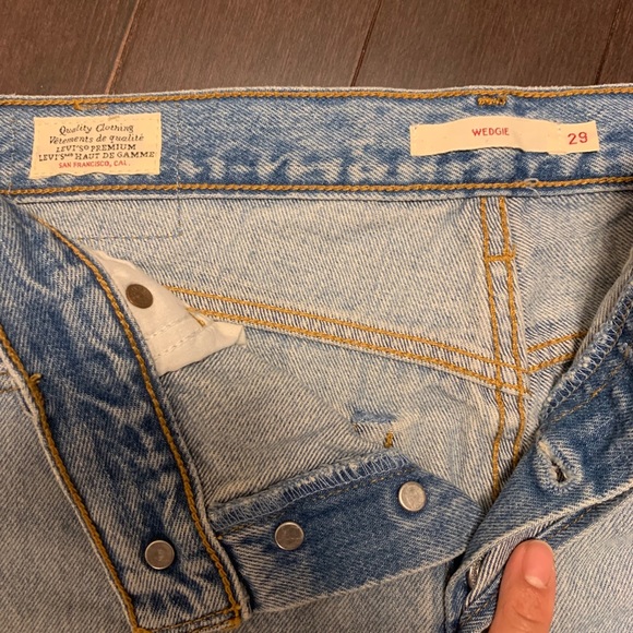 Levi's WEDGIE FIT WOMEN'S JEANS - Picture 5 of 8